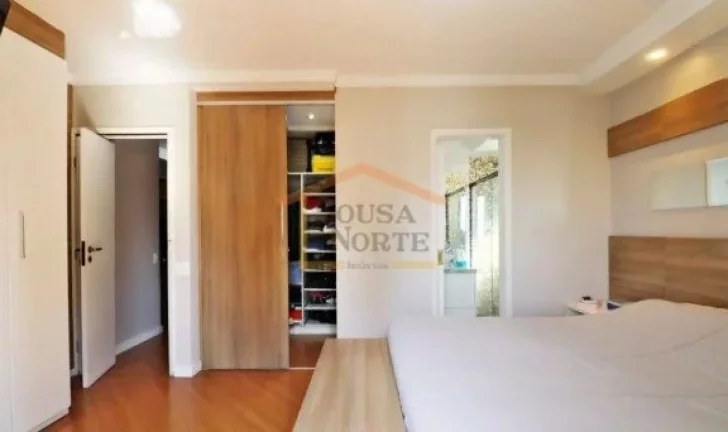 Imagem Apartamento à venda em Santana com 140 m², vista panorâmica para a Serra da Cantareira. São 3 su...