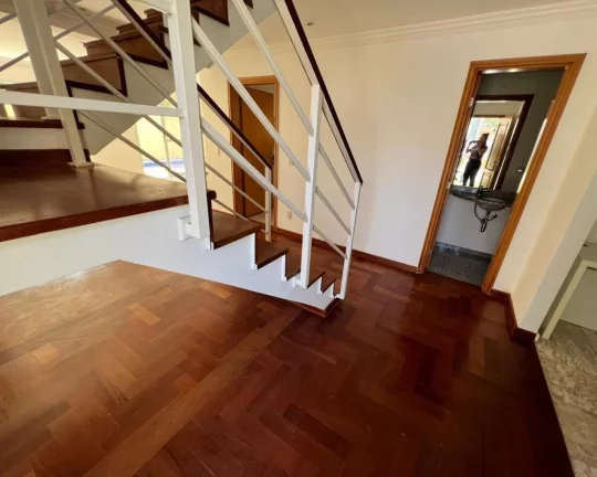 Imagem MAISON - CONDOMINIO FECHADO SOBRADO COM 4 SUITES PORTARIA 24 HORAS - PISCINA