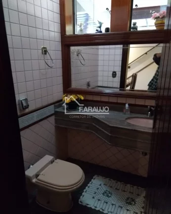 Imagem Casa à venda em Jardim Leocádia com 565m² 6 quartos, 7 vagas