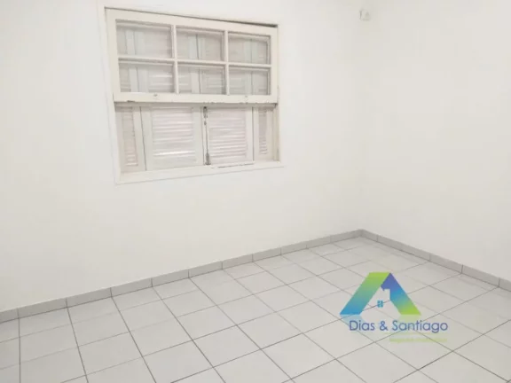 Imagem Excelente sobrado de 90m², próximo ao Aeroporto de Congonhas, 2 dormitórios, 1 vaga, edícula, bairro tranquilo, residencial e sem barulho de avião.