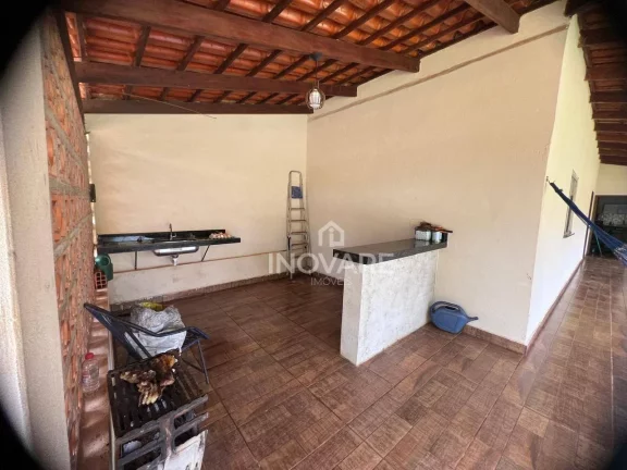 Imagem Rancho com 3 dormitórios à venda por R$ 230.000,00 - Village Imperial - Itumbiara/GO