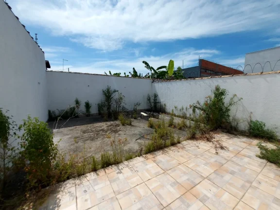 Imagem Casa para Venda em Itanhaém, Parque Augustus, 2 dormitórios, 1 suíte, 1 banheiro, 1 vaga