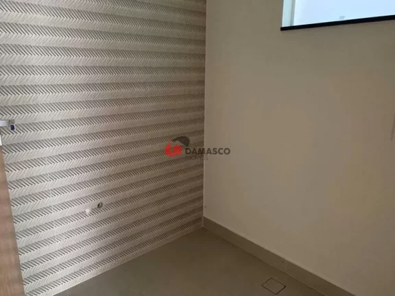 Imagem Sobrado à venda 3 Quartos, 3 Suites, 4 Vagas, Campestre, Santo André - SP
