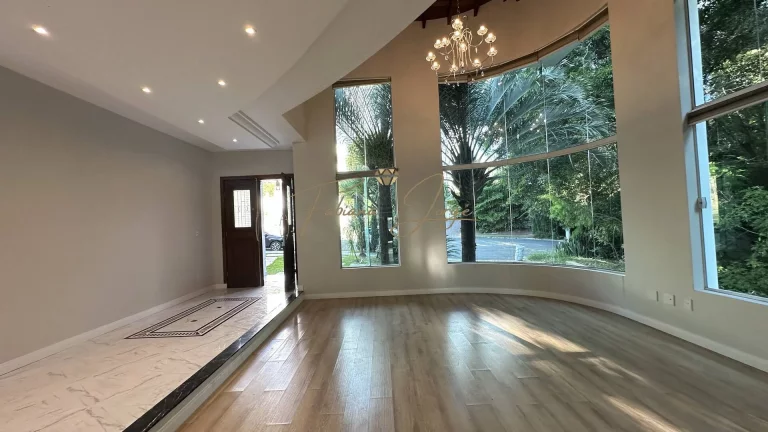 Casa com 4 Quartos à Venda, 446 m² em Vila Marieta - Campinas