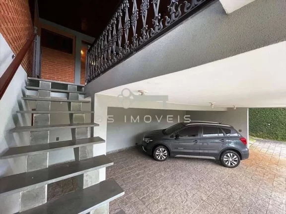 Imagem Linda casa - Miolo da Granja Viana: 4 dorm.s (2 suítes), piscina, gourmet..