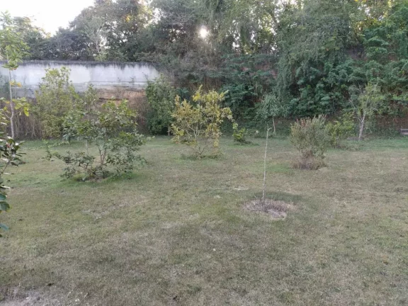 Imagem Casa duplex para aluguel, 9 quartos, 1 suíte, 5 vagas, Condomínio Belvedere - ESMERALDAS/MG