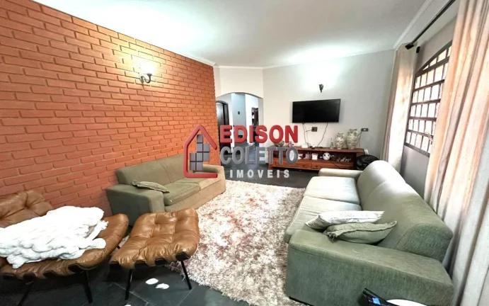 Imagem Casa de Luxo com Vista para a ESALQ - São Judas, Piracicaba!!
