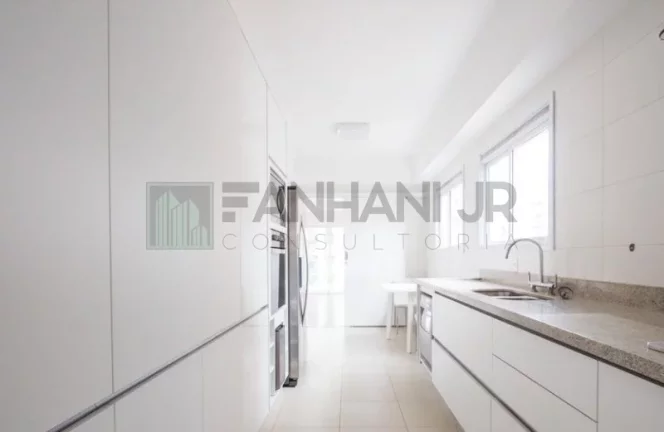 Imagem Imperdível: Apartamento à venda em Moema, São Paulo-SP, com 4 quartos, 2 suítes, 5 banheiros, 4 vagas de garagem e 215m²