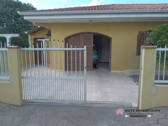 Imagem  Excelente Casa Em Alvenaria - Centro- Balneário Barra do Sul/SC