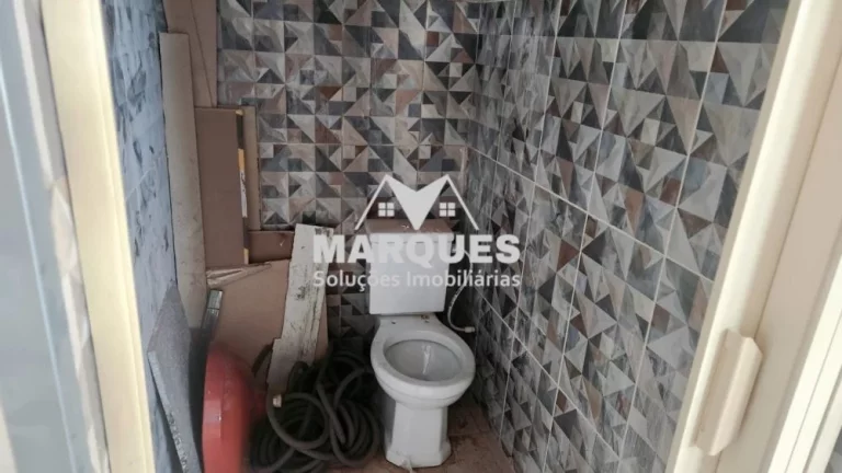 Imagem Salão sobreloja com 120m², amplo e bem localizado