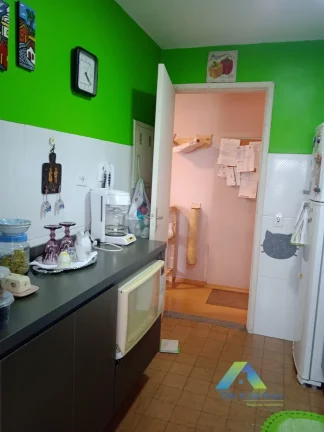 Imagem APARTAMENTO À VENDA COM 3 DORMITÓRIOS E 2 BANHEIROS NA VILA DAS MERCÊS