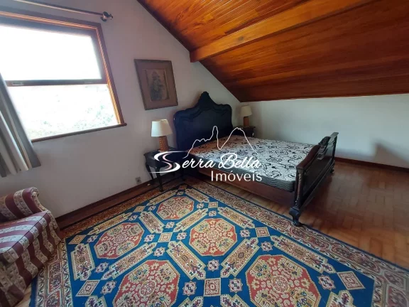 Imagem Casa com 4 dormitórios à venda, 255 m² por R$ 1.290.000,00 - Três Córregos - Teresópolis/RJ