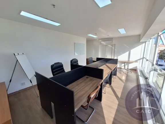 Imagem Sala mobiliada 42m² para aluguel por R$ 3.290,00/mês - Alphaville/SP