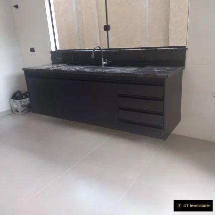 Imagem Sobrado a Venda em Atibaia c/ excelente localização