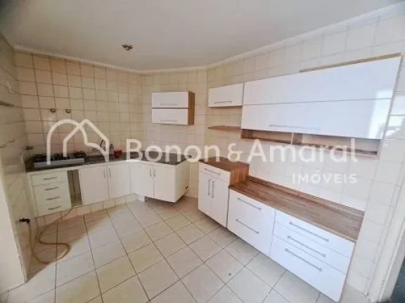 Imagem Apartamento com 145m² distribuídos em 4 quartos, sendo 1 suíte master, e todos com armários. Amp...