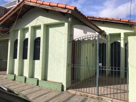 Imagem Casa com 4 dormitórios à venda, 194 m² por R$ 680.000,00 - Centro - Poá/SP