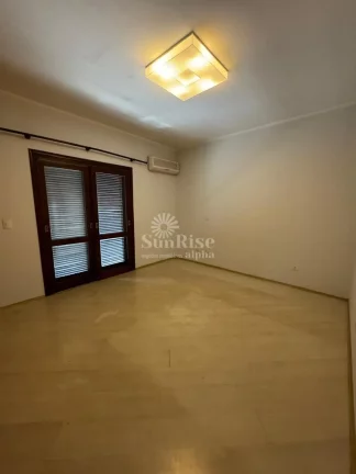 Imagem Casa à venda em Aldeia da Serra com 3 quartos e 3 vagas 420 m² por R$ 1.800.000,00 Morada dos Pássaros - Barueri/SP