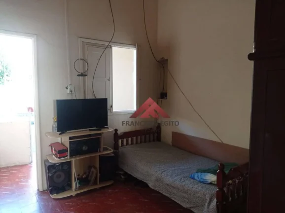 Imagem Kitnet com 1 dormitório à venda, 340 m² por R$ 130.000,00 - Brasilândia - São Gonçalo/RJ