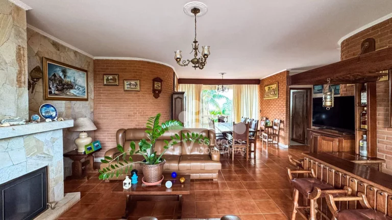 Imagem Casa com 3 quartos à venda, 440 m² por R$ 2.300.000 - Toninhas - Ubatuba/SP