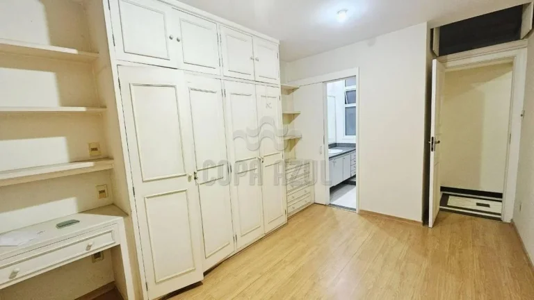 Imagem Copacabana - Residencial › Apartamento com 4 quarto(s) a Venda