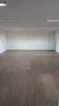 Imagem Galpão para locação na Vila Romana São Paulo SP com 830m², 8 banheiros e 2 vagas de garagem
