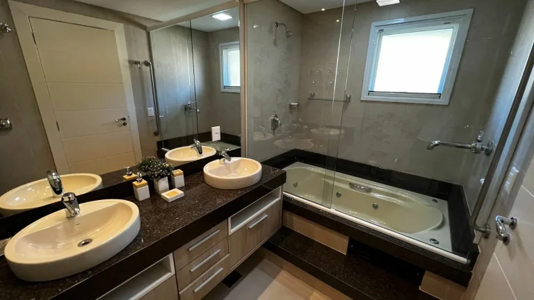 Imagem Casa com 3 dormitórios à venda sendo 3 suítes, 203.57 m² por - R$ 1.550.000,00 - Vargem Grande - Santo Amaro da Imperatriz/SC