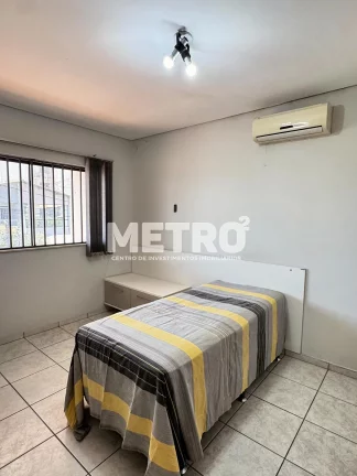Imagem Casa com 3 dormitórios à venda, Centro, PETROLINA - PE