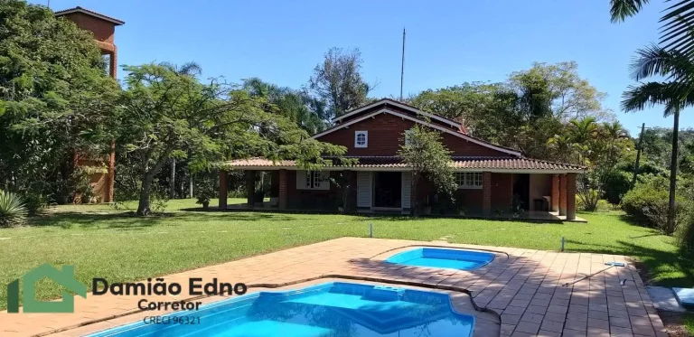 Sitio em Jarinu com119,500m² com casa de 3 suítes, casa de careiro