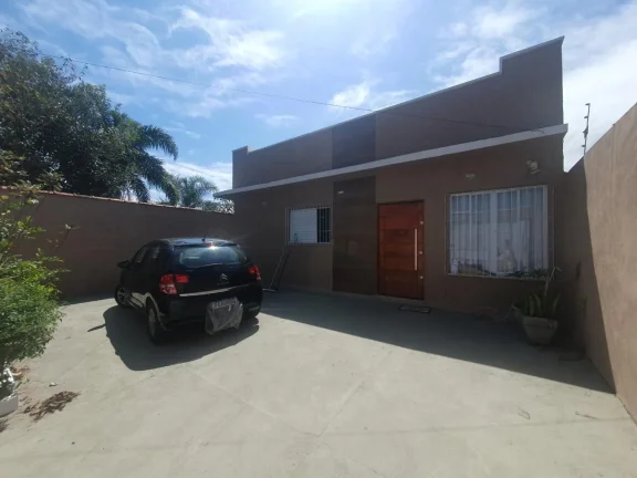 Imagem Casa para Venda em Itanhaém, Gaivota (Praia), 4 dormitórios, 1 suíte, 2 banheiros, 3 vagas