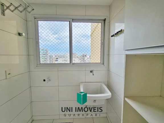 Imagem Oportunidade! Apto com vista lateral para o mar e prédio com área de lazer completa na quadra do mar.