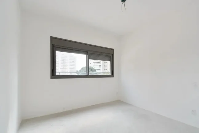 Imagem Apartamento 215M², 2Q, 2 Suítes, 2 Banheiros, 2 Vagas, Academia, Piscina Adulto e Infantil, Churrasqueira, Salão de Festas e Jogos, Quadra, Playground