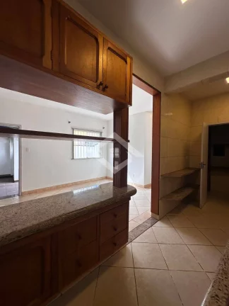 Imagem Casa Ampla e Sofisticada na Rua Saldanha Marinho, Castelânea, Petrópolis