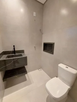 Imagem CASA COM 3 SUÍTES - ESCRITÓRIO E PLANEJADOS - RESIDENCIAL JARDIM DOS LÍRIOS - PAULÍNIA