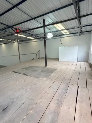 Imagem Aluguel de um galpão comercial de 576m na Vila Diva