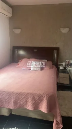 Imagem Casa à Venda no bairro Residencial Morumbi, em Uberaba: 3 Dormitórios e Piscina