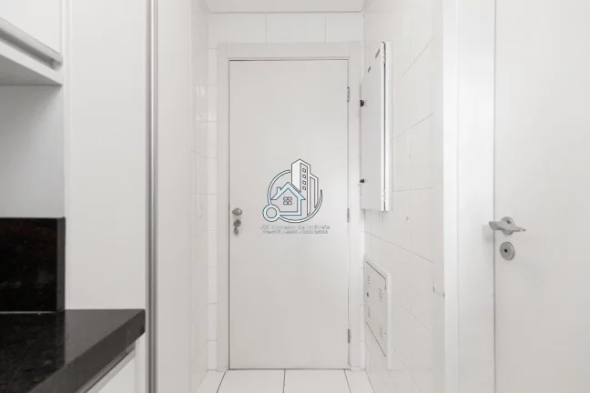 Imagem Excelente apartamento SEMI MOBILIADO, com 3 SUÍTES no Bairro Hugo Lange, Curitiba/Pr. DESCRITIVO: -...