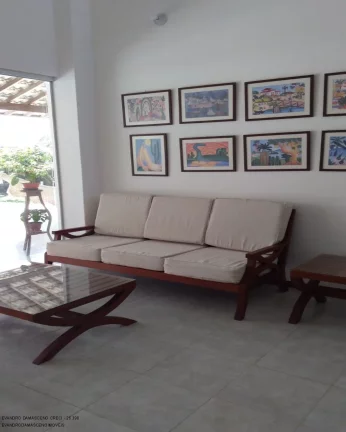 Imagem Casa de luxo em condomínio à venda em Busca Vida, Camaçari-BA: 4 quartos, 4 suítes, 2 salas, 2 banheiros, 4 vagas, 450m².