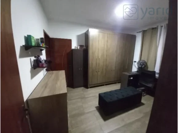 Imagem Imperdível oportunidade: Casa à venda em Jundiaí-SP, Vila de Vecchi, 2 quartos, 1 suíte, 1 sala, 1 banheiro, 2 garagens, 108m².