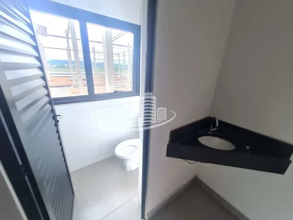 Imagem Galpão Industrial em Arujá

Condomínio Fechado

Área de terreno: 1.560 metros.

Área construíd...