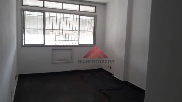 Imagem Apartamento com 2 dormitórios à venda, 72 m² por R$ 300.000,00 - Ingá - Niterói/RJ