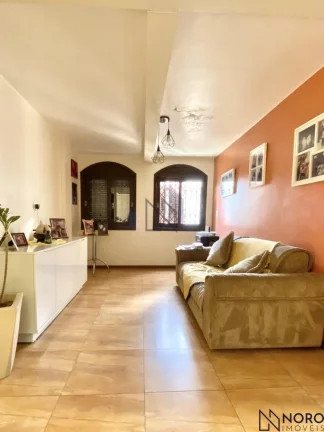 Imagem Casa à venda 4 dormitórios, 1 suíte, no Bairro Medianeira