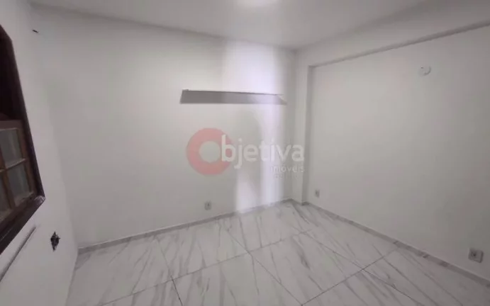Imagem Casa a venda no Village do Sol I com 4 quartos - Palmeiras - Cabo Frio