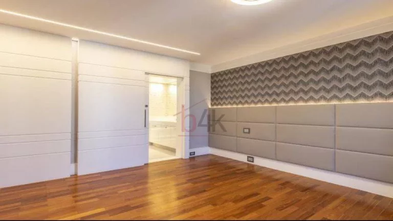 Imagem Cobertura Duplex de Luxo com 4 Quartos e Piscina Privativa à Venda no Campo Belo