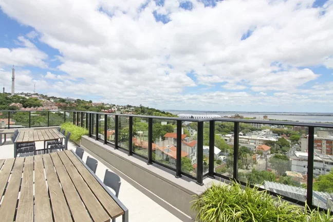 Imagem Apartamento à venda em Porto Alegre, Menino Deus, com 3 quartos, 101m2