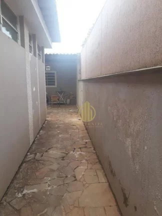 Imagem Casa com 4 dormitórios à venda, 280 m² por R$ 548.000,00 - Lagoinha - Ribeirão Preto/SP