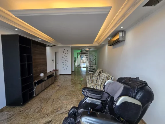 Imagem LINDA COBERTURA NA PONTA DA PRAIA: Conforto e Vista Deslumbrante!, 6 dormitórios, 5 vagas, piscina