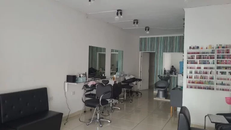 Imagem Salão para alugar, 135 m² por R$ 3.980,00/mês - Centro - Suzano/SP