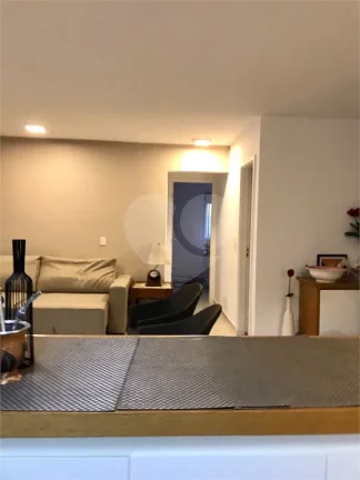 Imagem Apartamento à venda com 2 quartos, sendo 1 suíte, no condomínio Jardins do Joquei, São Paulo - SP