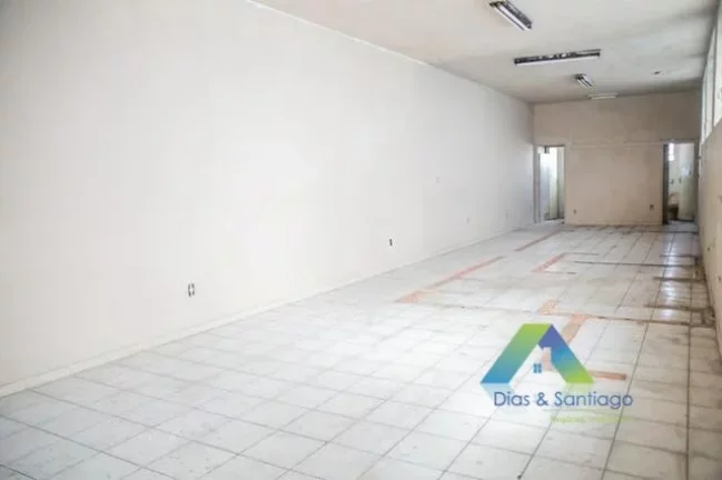 Imagem Terreno com imóvel Comercial/Residencial à 550 metros do Metrô Saúde