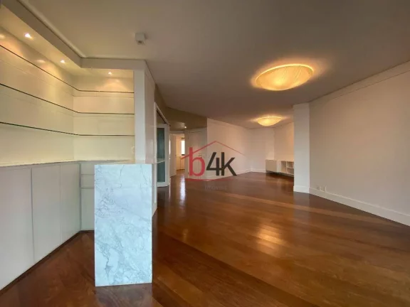 Imagem Apartamento reformado com 125 m2 à venda no Camp Belo! 3 suítes e 3 vagas
